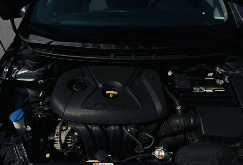 2016 Kia Forte5 LX