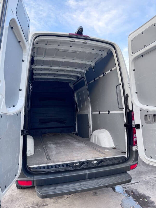 2012 Mercedes-Benz Sprinter 2500