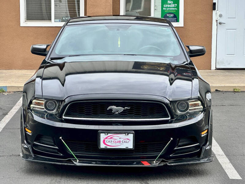 2014 Ford Mustang V6 Premium - Photo 2