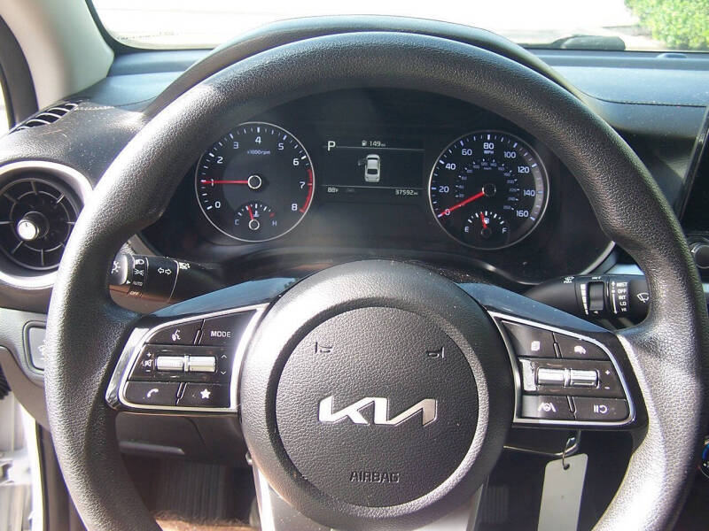 2023 Kia Forte LX