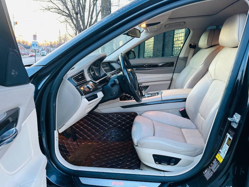 2012 BMW 7 Series 750Li xDrive