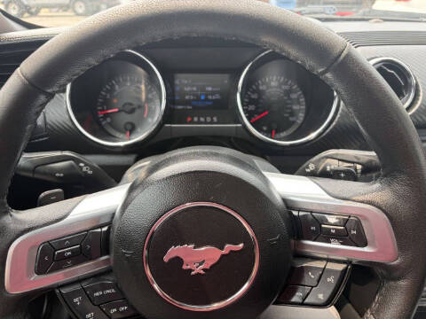 2015 Ford Mustang V6