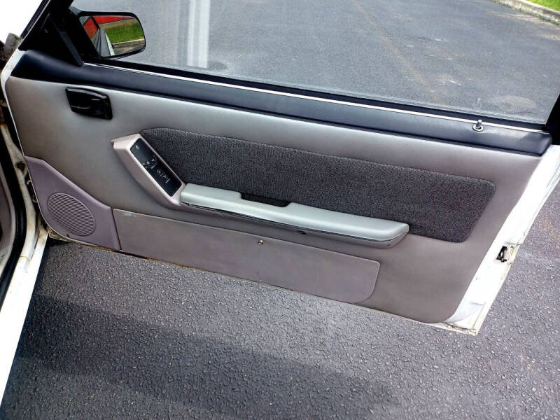 1990 Ford Mustang LX