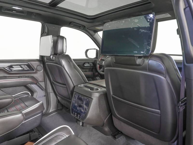 2025 GMC Yukon AT4 Ultimate