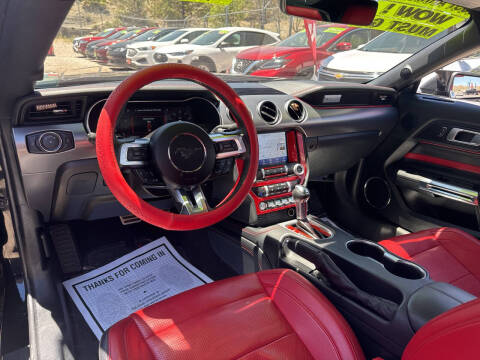 2022 Ford Mustang EcoBoost Premium