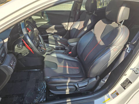 2019 Hyundai Veloster