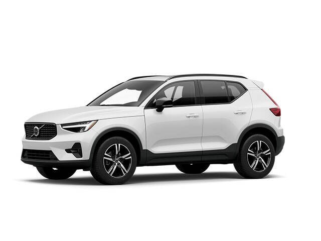 2023 Volvo XC40 B5 Plus Dark Theme