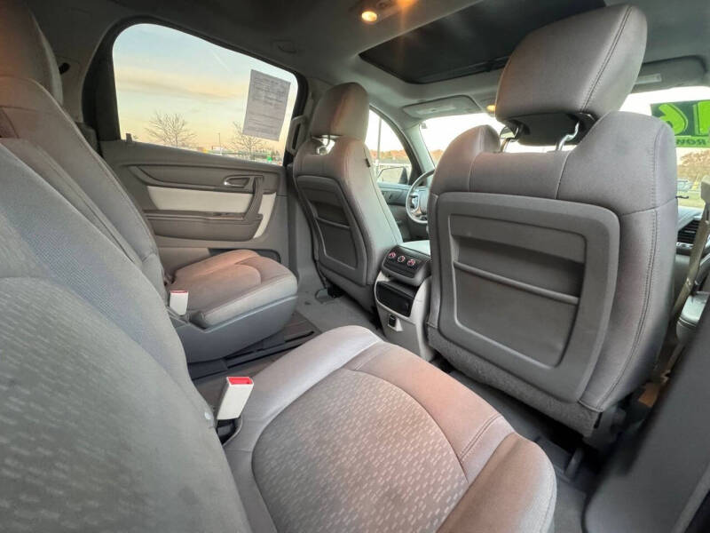 2016 GMC Acadia SLE-2