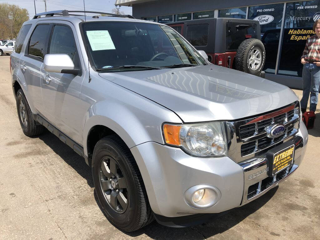 2011 Ford Escape for sale at Extreme Auto Plaza in Des Moines, IA