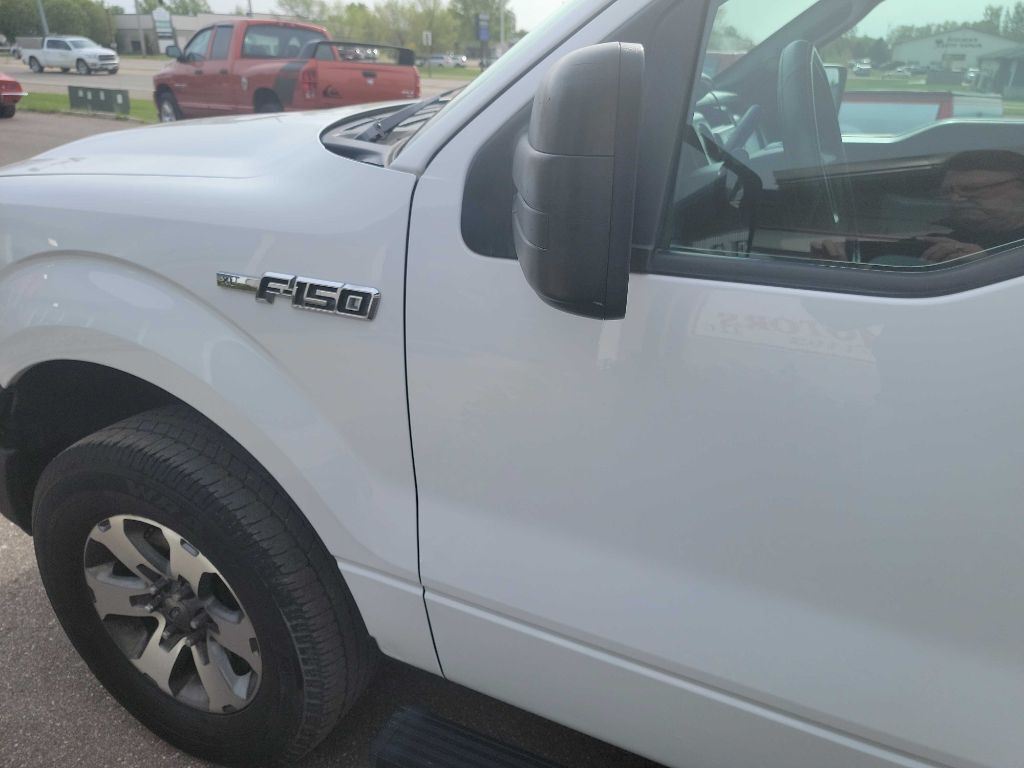 2012 Ford F-150 82