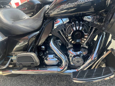 2013 Harley-Davidson FLTRU103 -