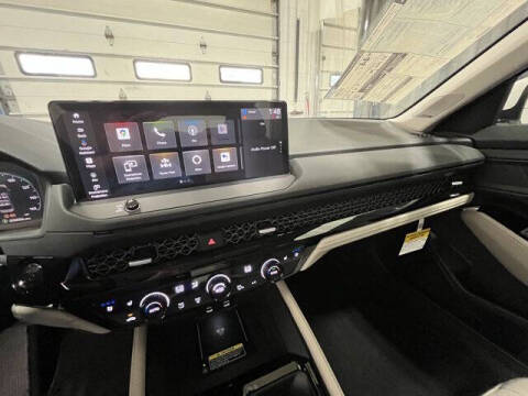 2025 Honda Accord Hybrid Touring