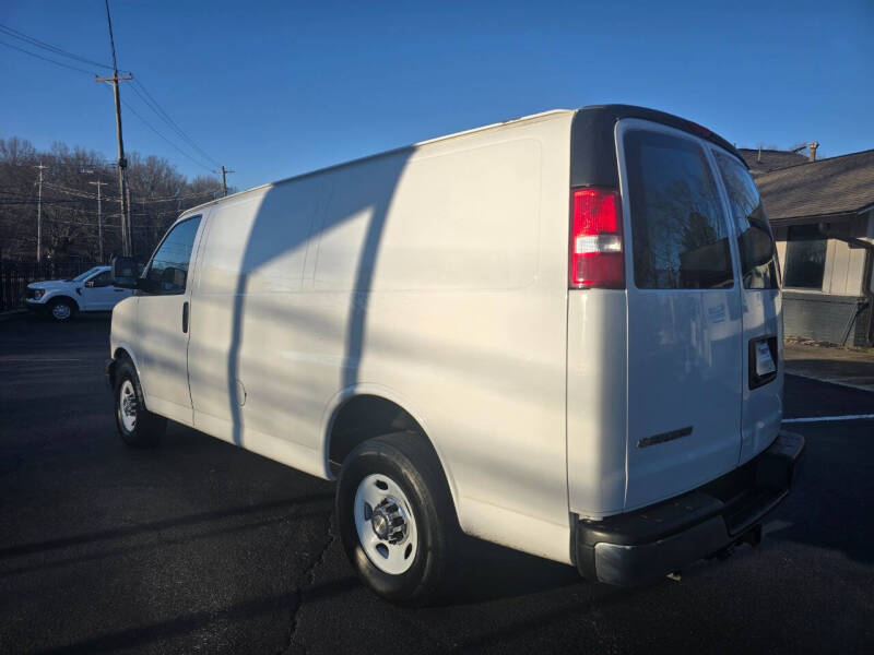 2021 Chevrolet Express 2500