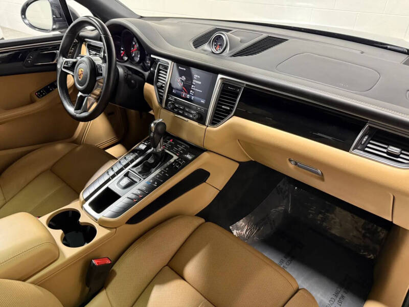 2018 Porsche Macan S