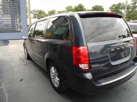 2014 Dodge Grand Caravan SXT