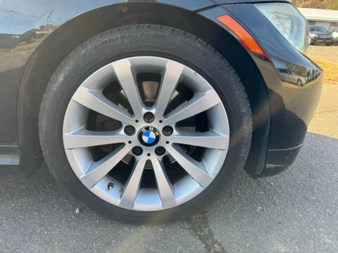 2011 BMW 3 Series 328i