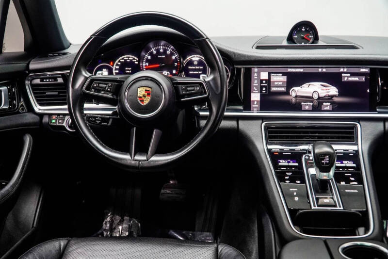2021 Porsche Panamera 4