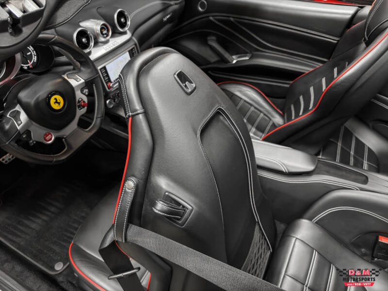 2016 Ferrari California T