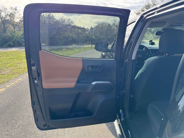 2020 Toyota Tacoma TRD Sport