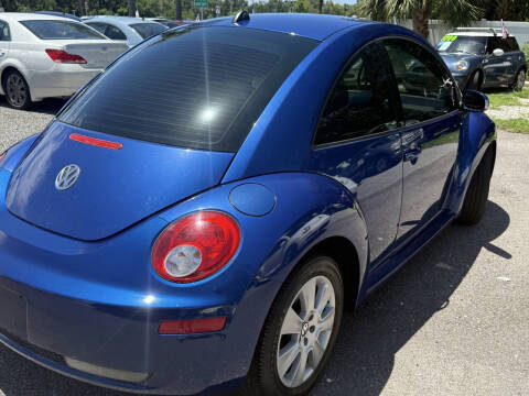 2008 Volkswagen New Beetle S