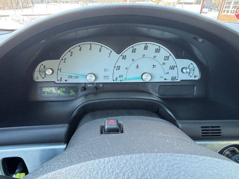 2002 Ford Thunderbird Deluxe