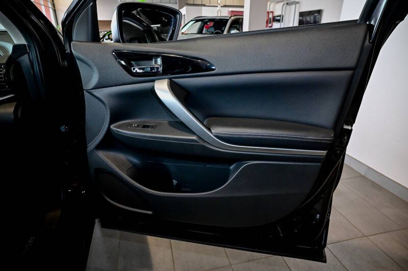2022 Mitsubishi Eclipse Cross SE