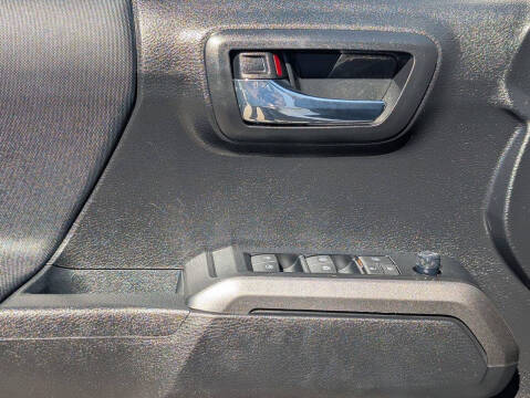 2022 Toyota Tacoma TRD Off-Road