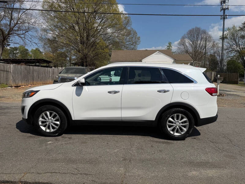 2017 Kia Sorento L