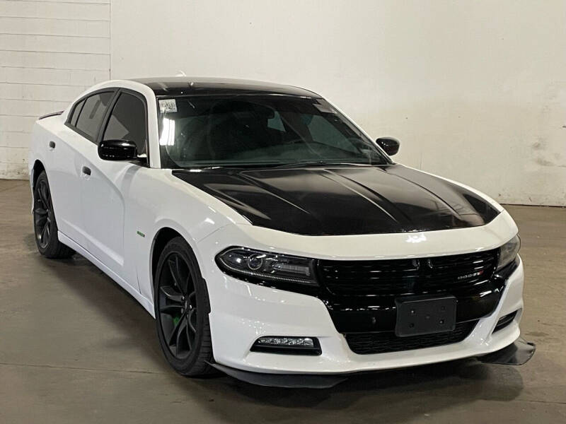 2017 Dodge Charger R/T's photo