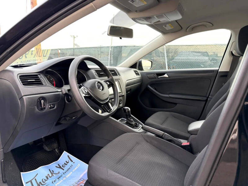 2016 Volkswagen Jetta