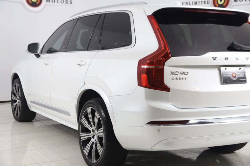 2023 Volvo XC90 B6 Ultimate Bright Theme 7P