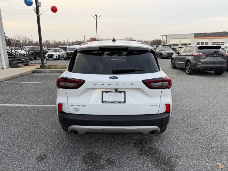 2024 Ford Escape Active