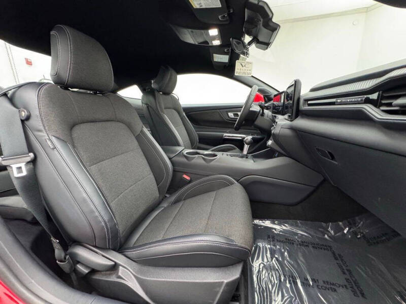 2024 Ford Mustang EcoBoost