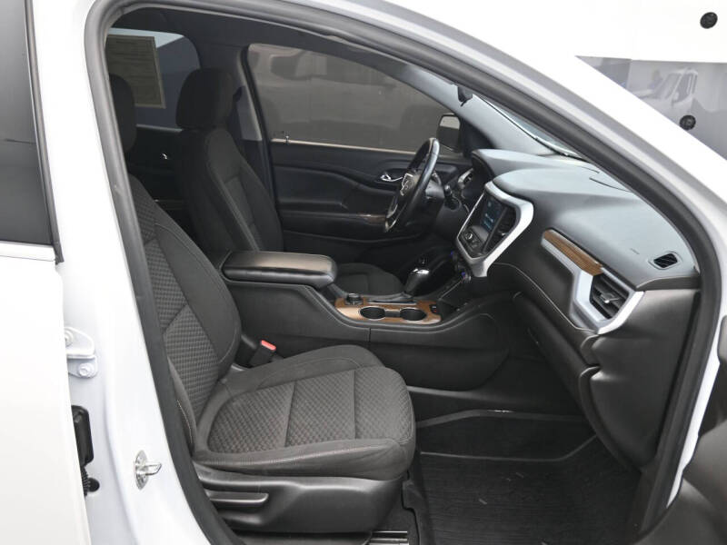 2019 GMC Acadia SLE-2