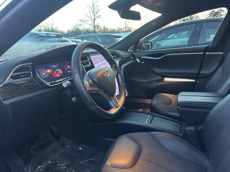 2016 Tesla Model S 85D