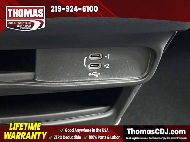 2026 Chrysler Voyager LX