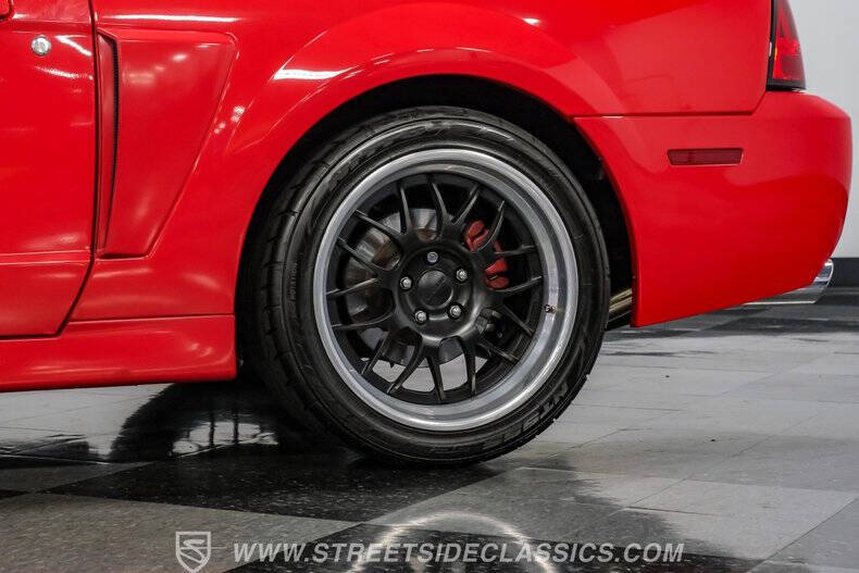 2004 Ford Mustang SVT Cobra