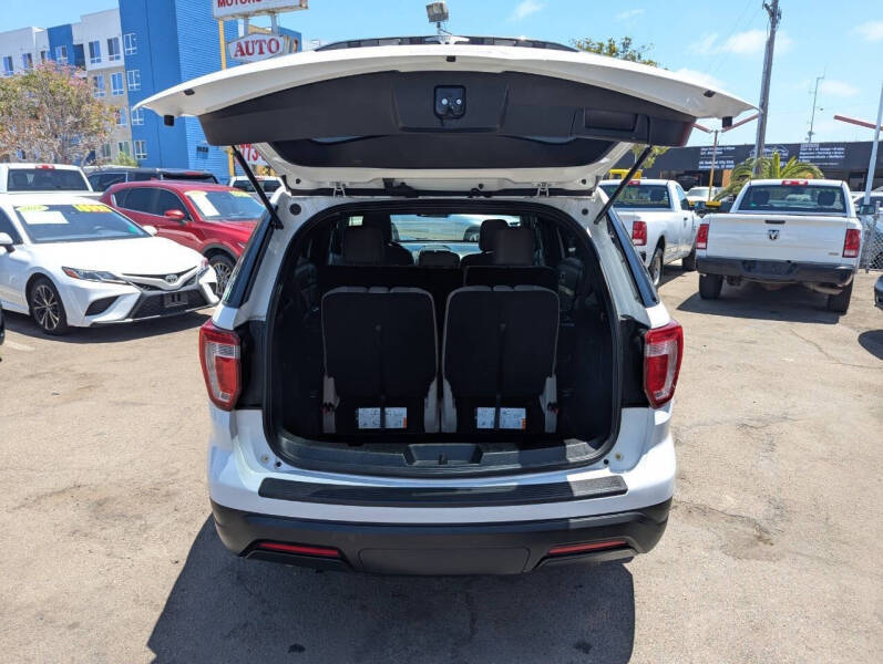 2018 Ford Explorer