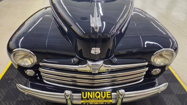 1947 Ford Deluxe
