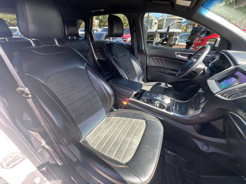 2020 Ford Edge ST Line