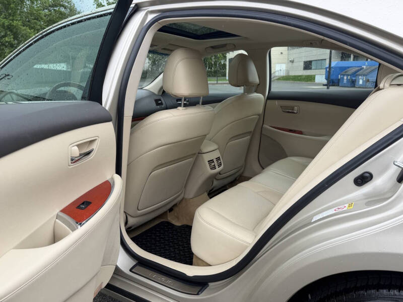 2011 Lexus ES 350