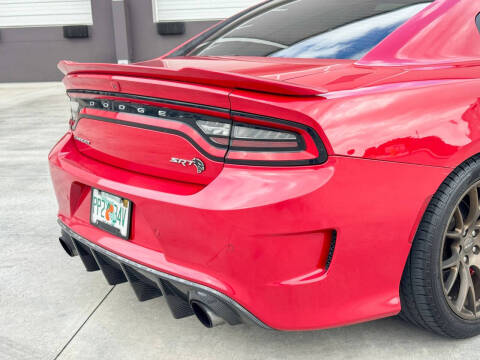 2015 Dodge Charger SRT Hellcat