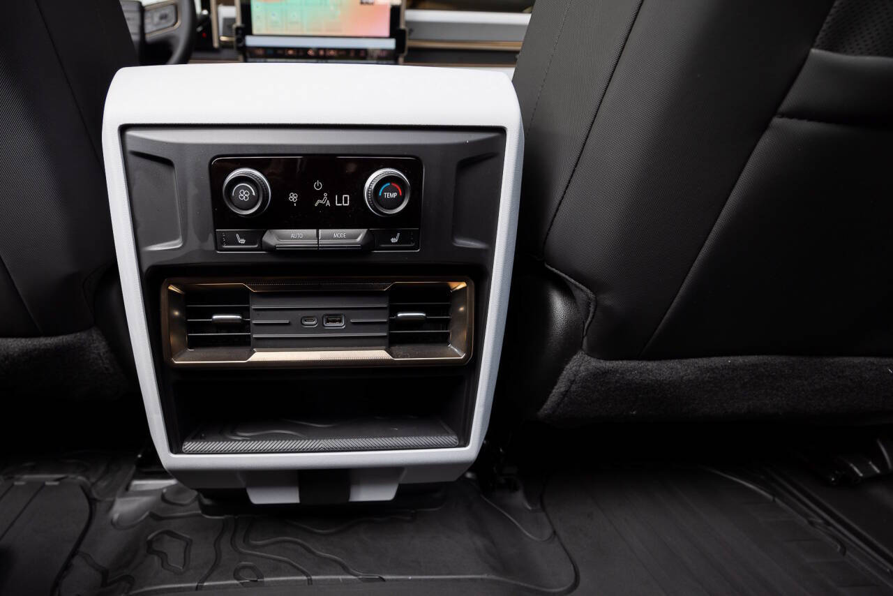 2022 GMC HUMMER EV 52