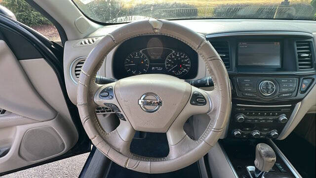 2014 Nissan Pathfinder SL