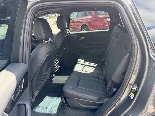 2024 Audi Q7 quattro Premium Plus 45 TFSI
