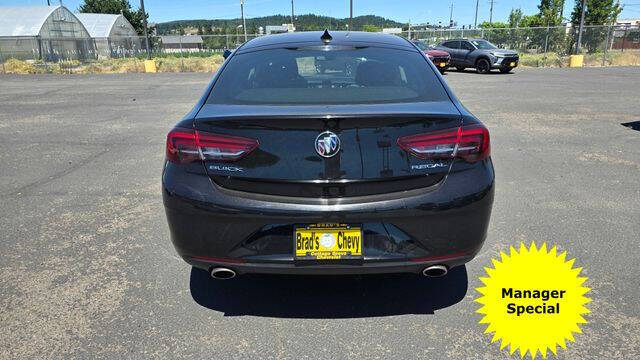 2018 Buick Regal Sportback Essence