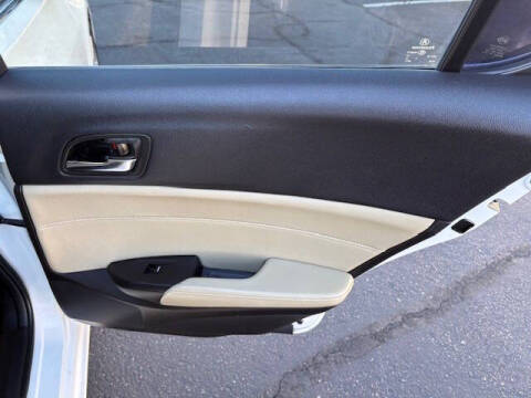 2014 Acura ILX 2.0L w/Premium