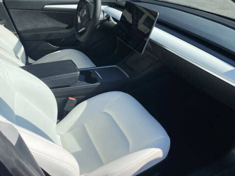 2021 Tesla Model 3 Standard Range Plus