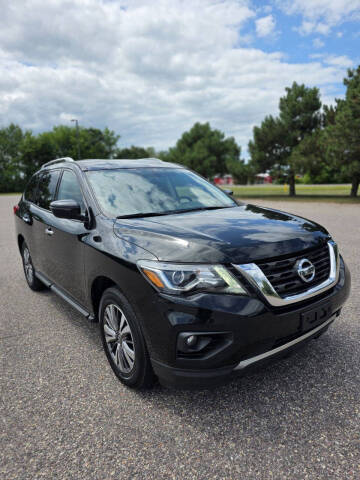 2019 Nissan Pathfinder SV