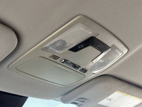 2019 Toyota Sienna SE Premium 8-Passenger